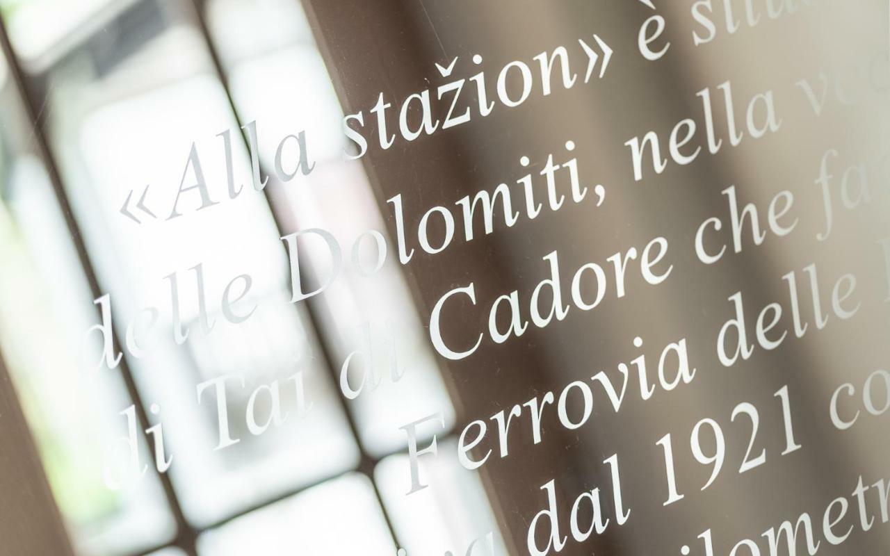 Alla Stazion Locanda Nelle Dolomiti ピエーヴェ・ディ・カドーレ エクステリア 写真