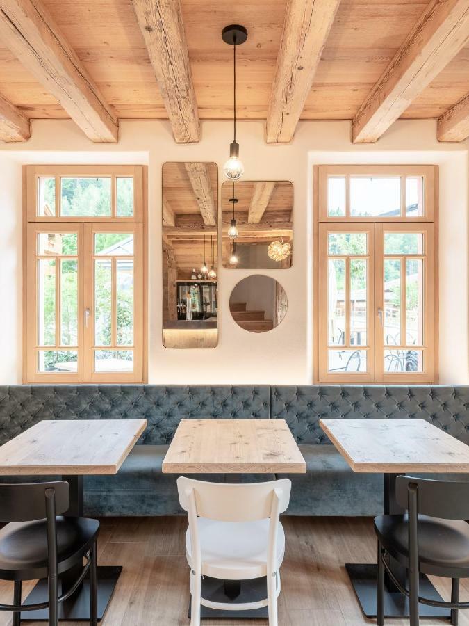 Alla Stazion Locanda Nelle Dolomiti ピエーヴェ・ディ・カドーレ エクステリア 写真